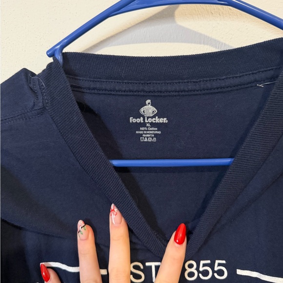 Navy Blue Penn State University T-Shirt - Picture 3 of 5